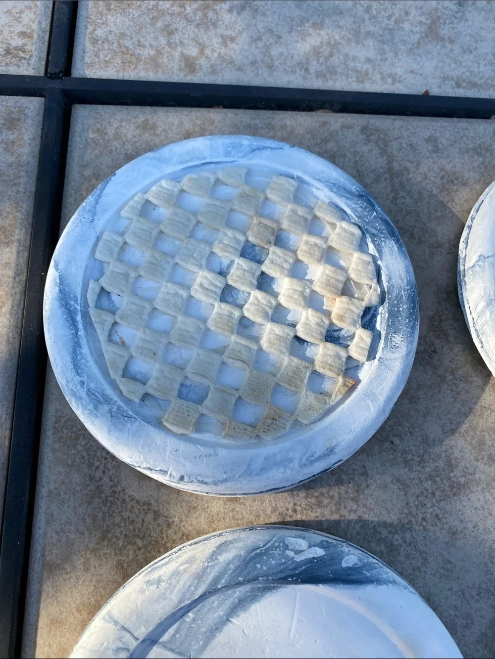 Vintage-Style White and Cream Decorative Unsealed Plaster Coaster Set of 4
